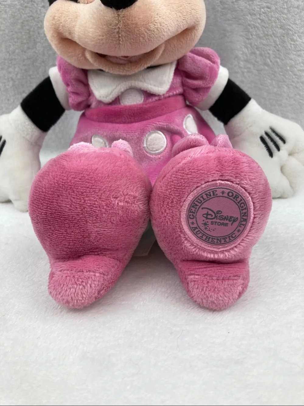 Disney Store Authentic Minnie Mouse Plush Stuffed Animal Toy 14” Pink